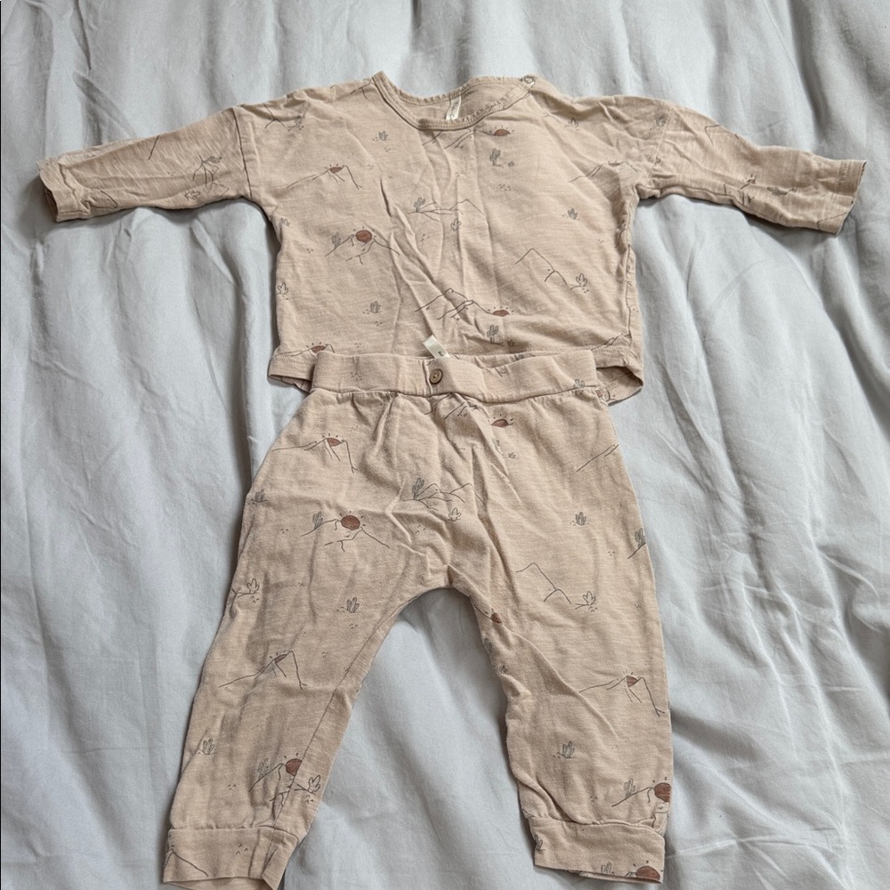 Rylee + Cru 6-12 mos 
Canyon set